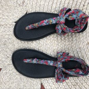 Sanuk yoga sling sandals
